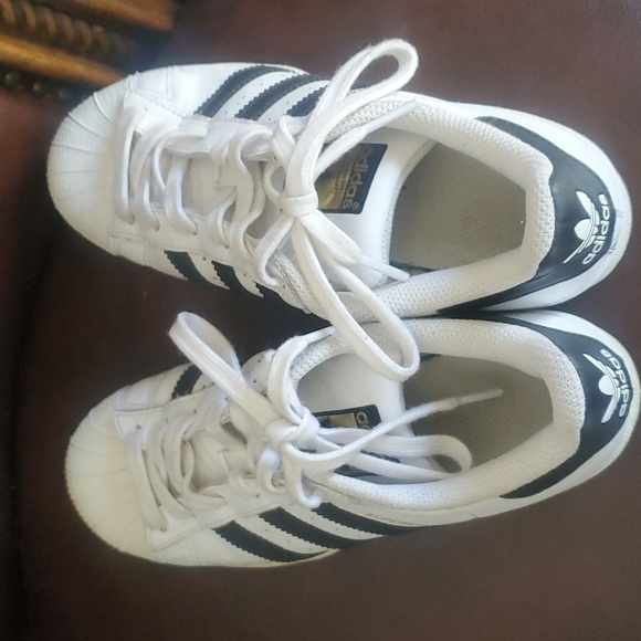 Adidas Superstar Footwear sneakers shelltop White Black 2019 sz 3.5 - Picture 5 of 10